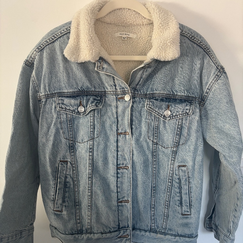 PacSun Sherpa Lined Denim Jacket • Size XS/S